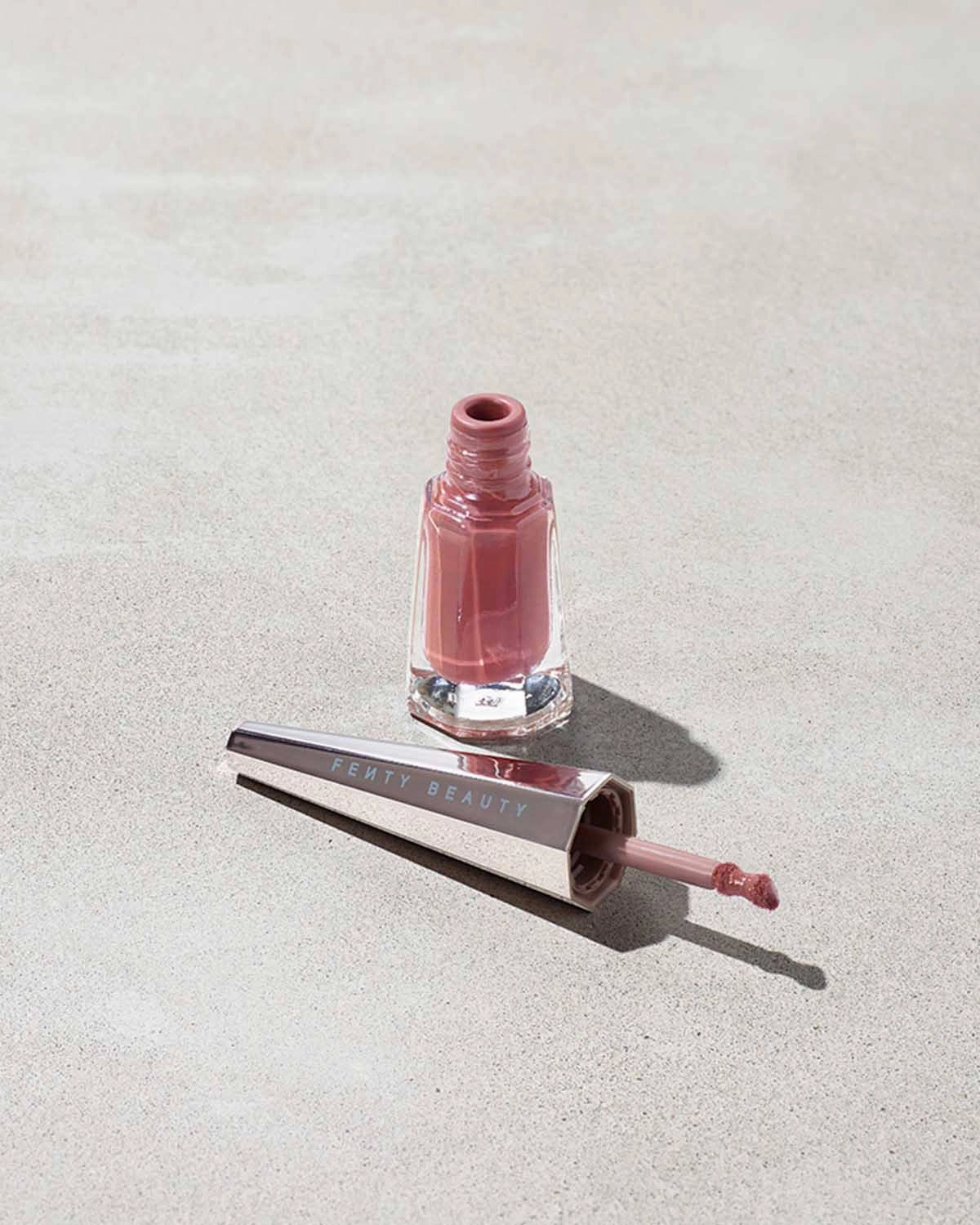 Stunna Lip Paint Longwear Fluid Lip Color ?? Uncuffed