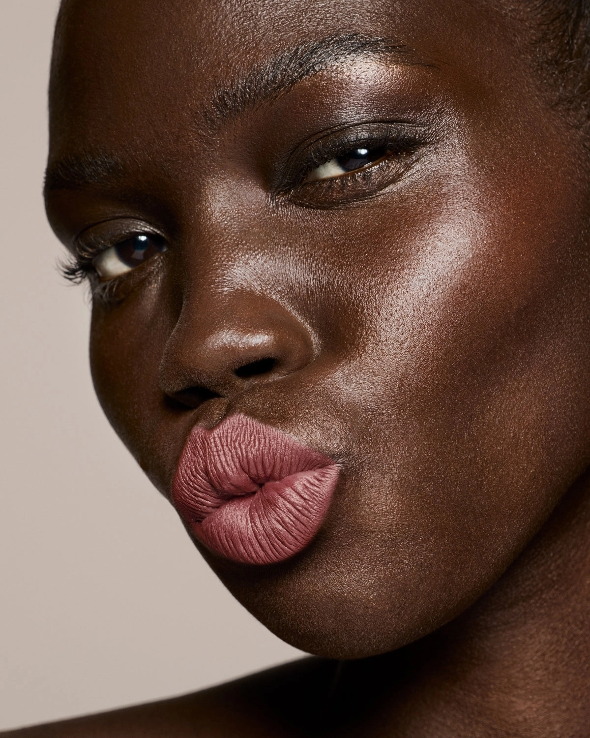Stunna Lip Paint Longwear Fluid Lip Color ?? Uncuffed