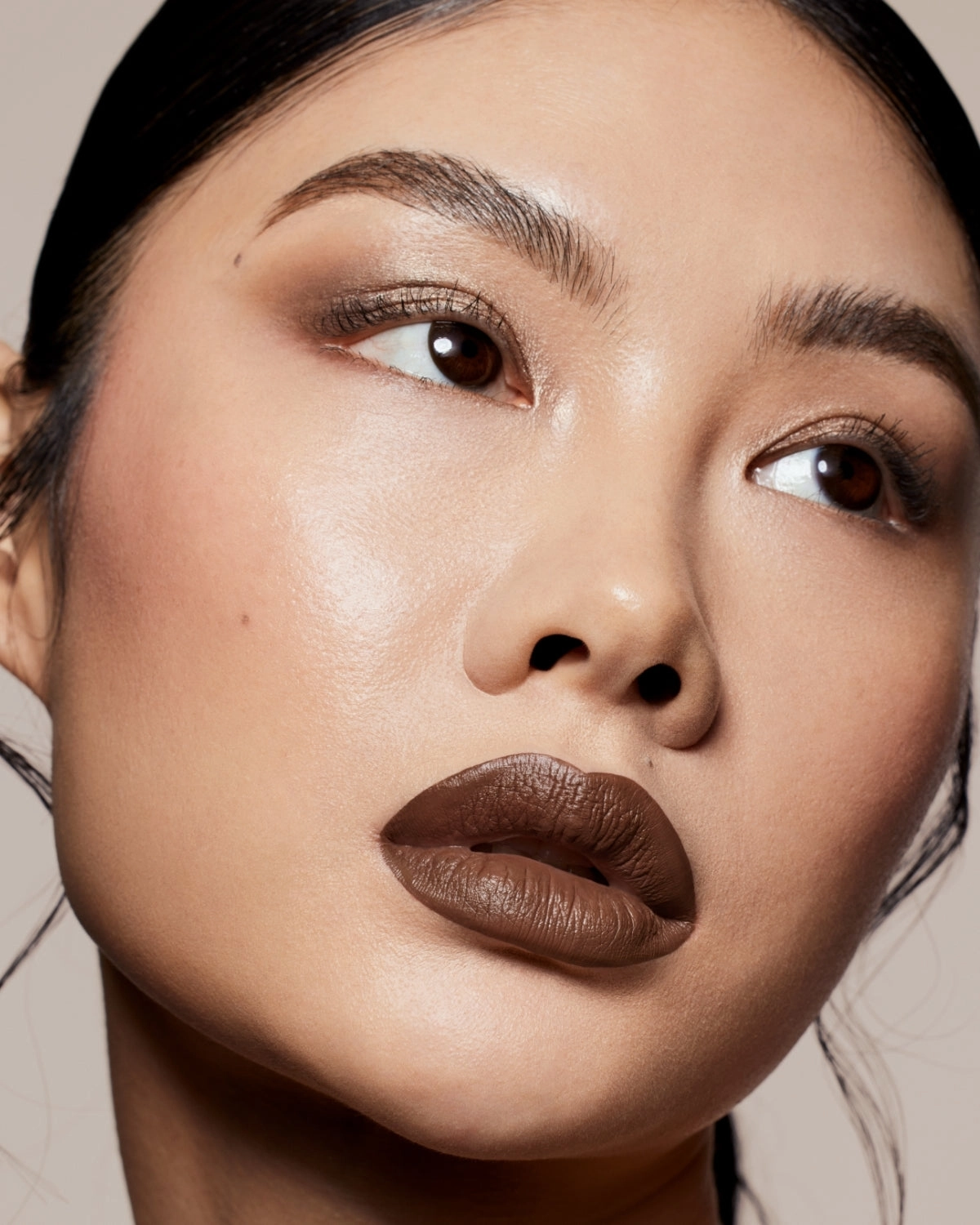 Stunna Lip Paint Longwear Fluid Lip Color ?? Unveil