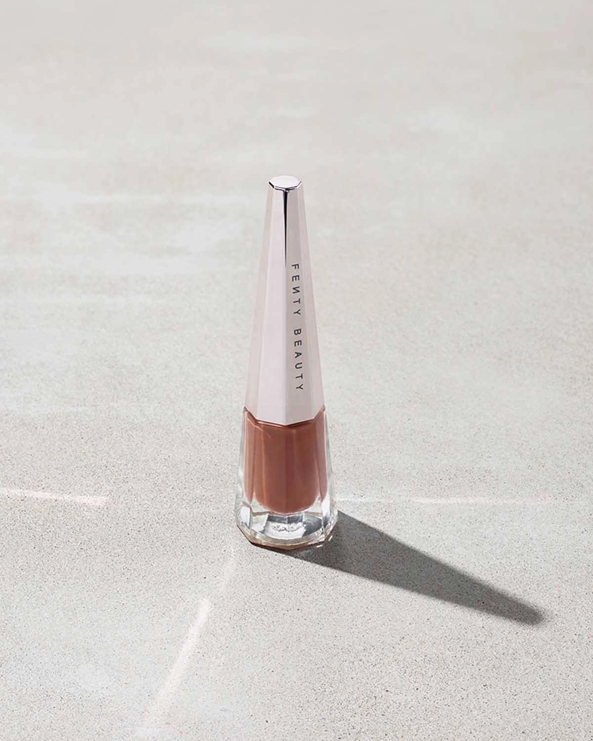 Stunna Lip Paint Longwear Fluid Lip Color ?? Unveil