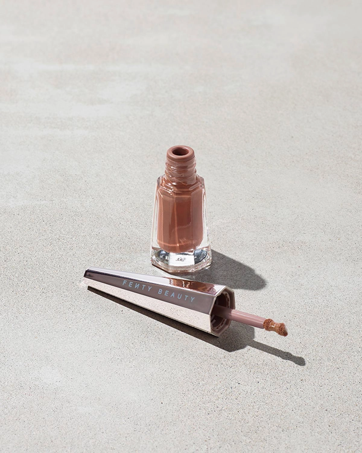 Stunna Lip Paint Longwear Fluid Lip Color ?? Unveil