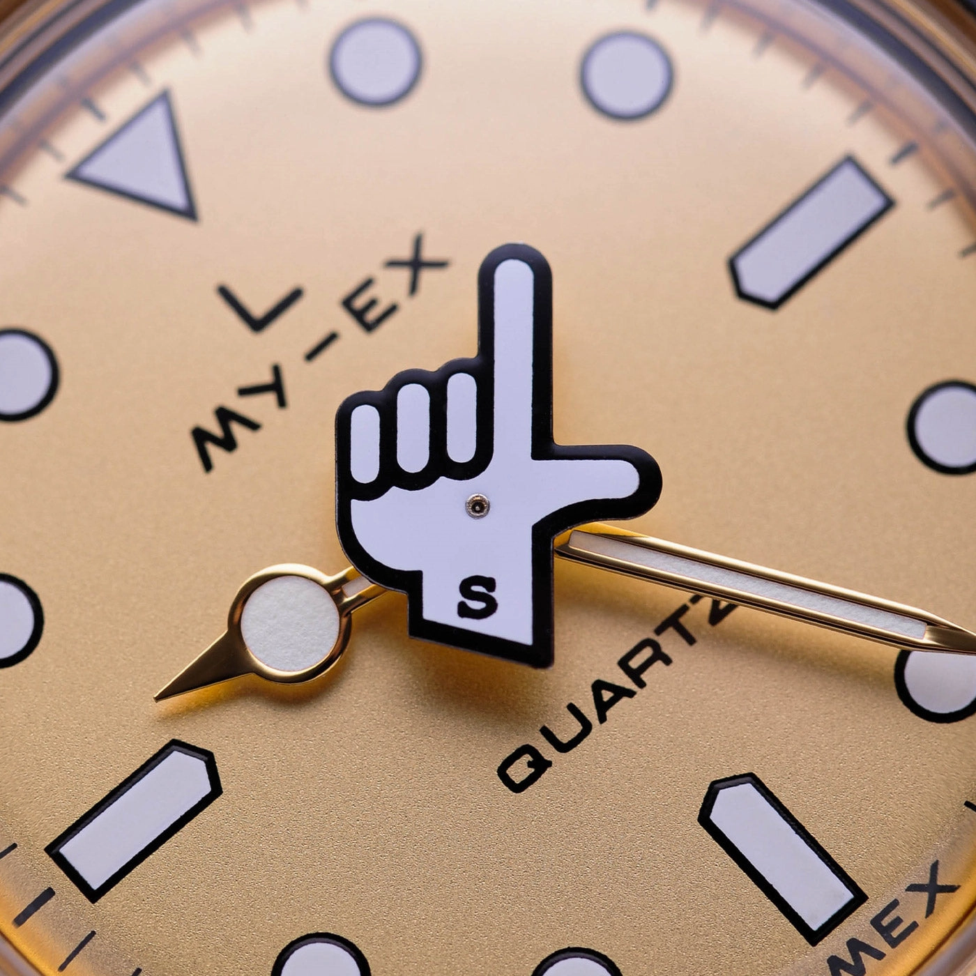 Timex x seconde/seconde/ Loser 38mm Limited Edition Gold Men's Watch TW2W70700