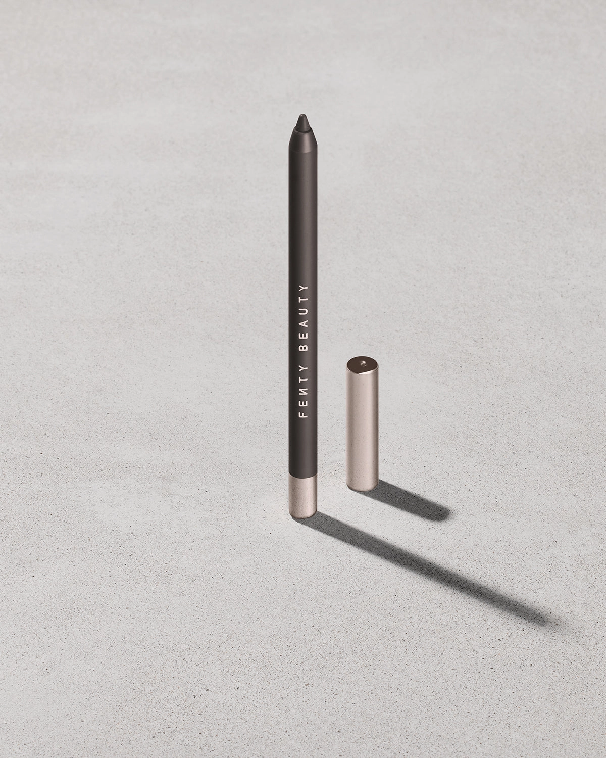 Trace'd Out Longwear Waterproof Pencil Lip Liner ?? Coal Blooded