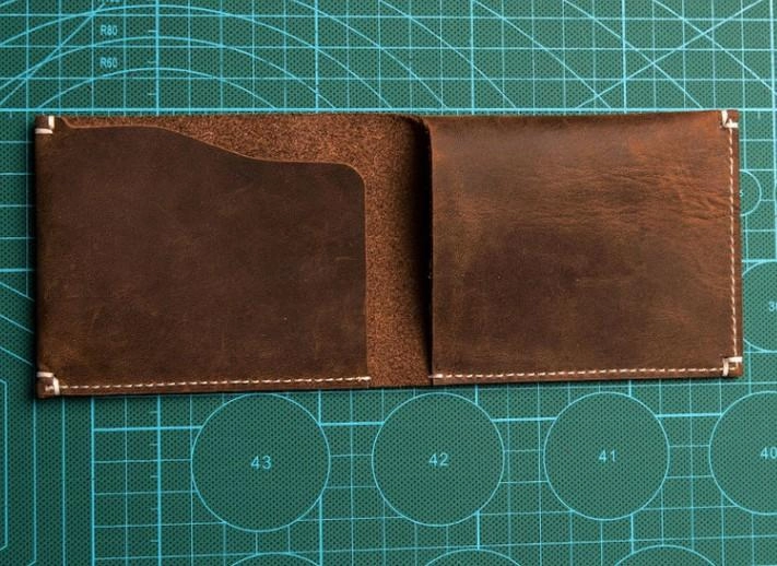 Unique Leather Men Slim Small Wallet Bifold billfold Vintage Wallet for Men