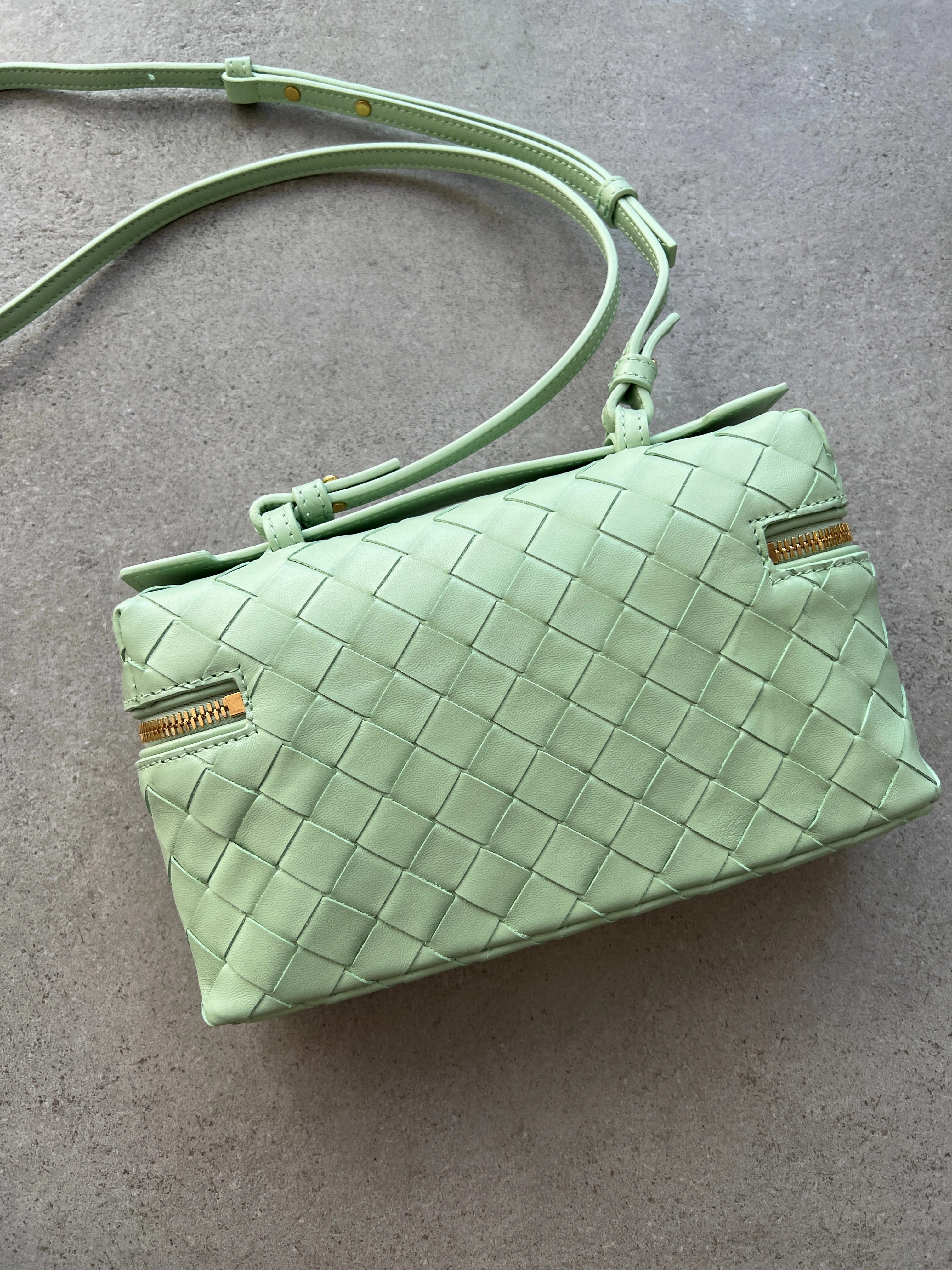 Vanity Bang Bang Crossbody, Mint