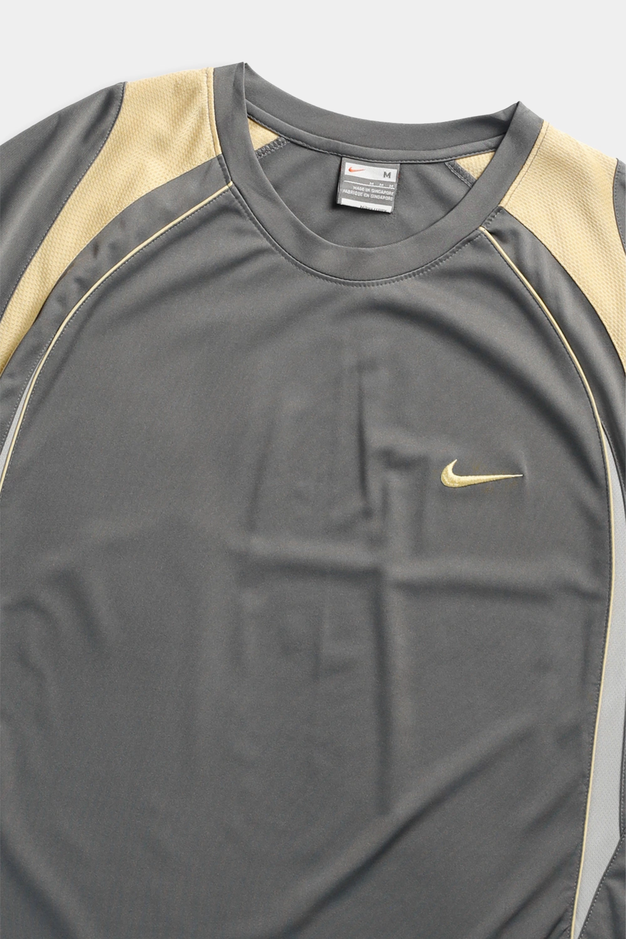 Vintage Nike Athletic Tee - M