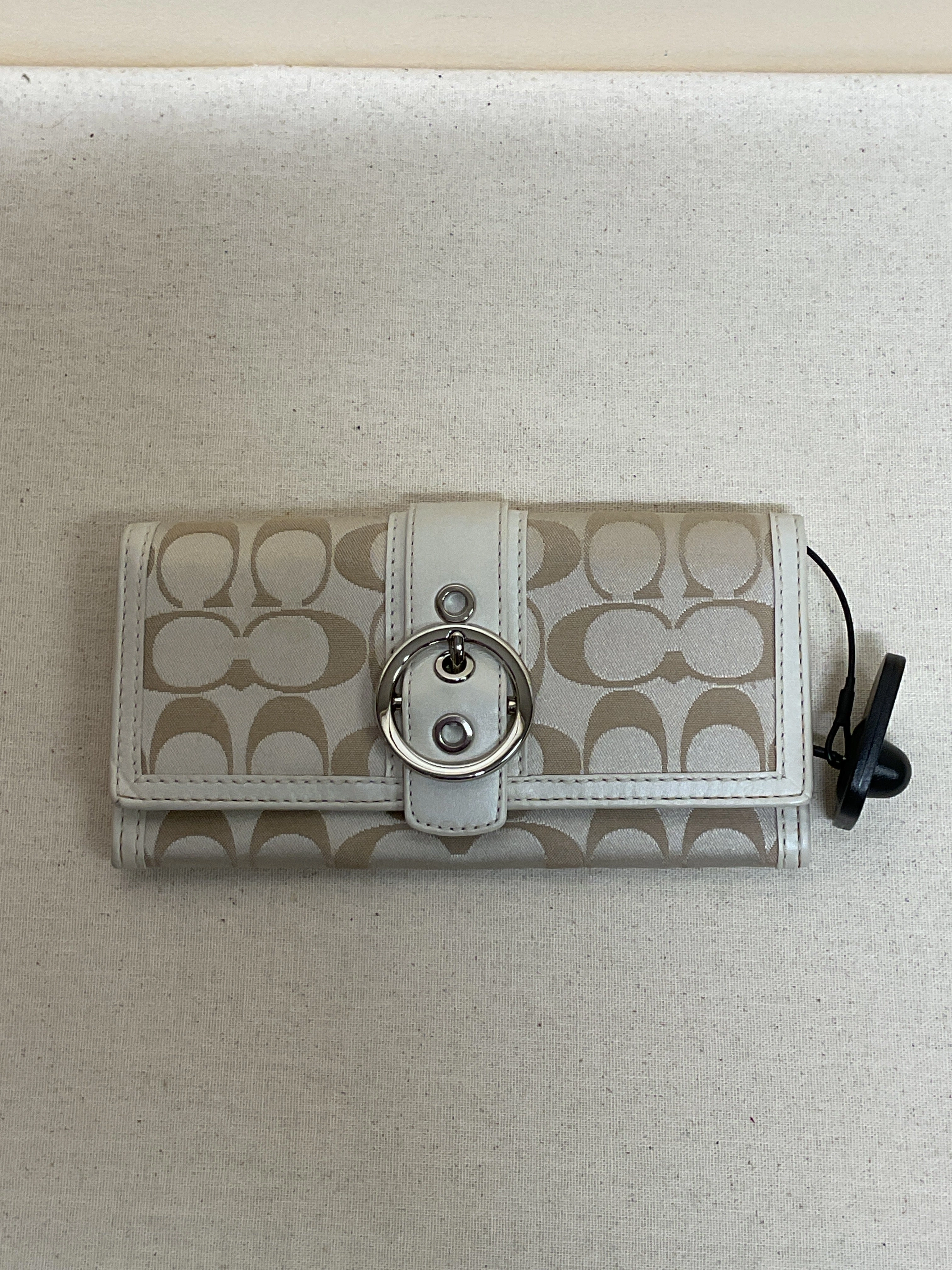 Wallet Designer By Coach In Cream, Size:Medium