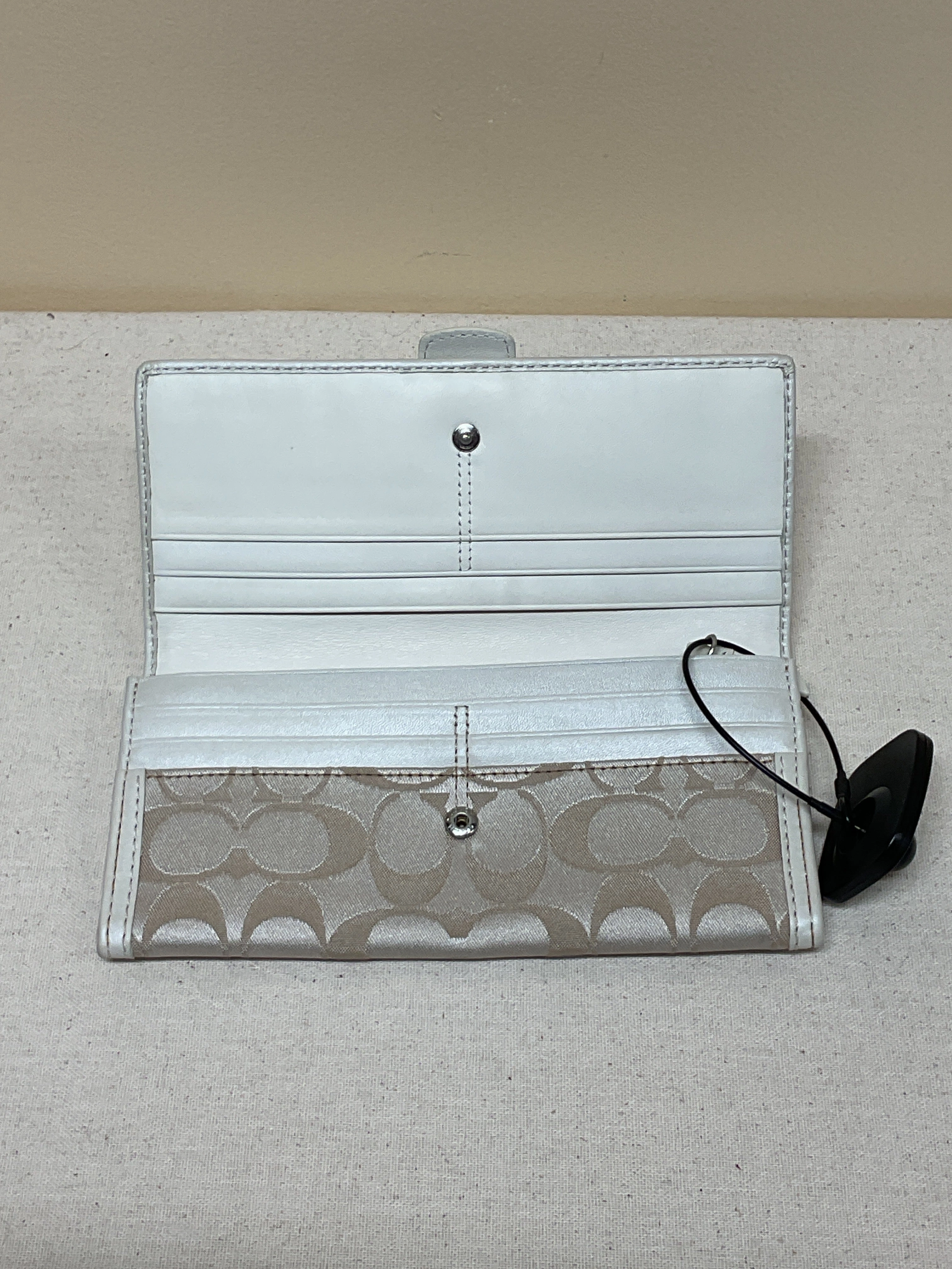 Wallet Designer By Coach In Cream, Size:Medium
