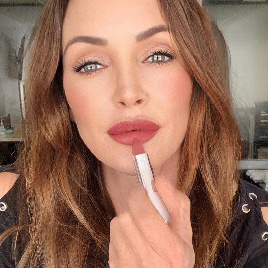 Work The Crowd | A Soft Berry Nude Matte Lipstick